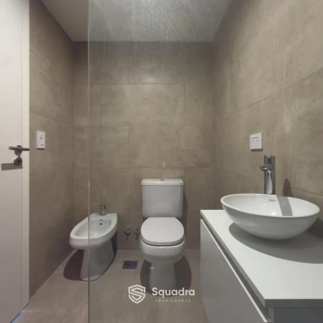 1789654365.jpg