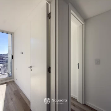 1789654370.jpg