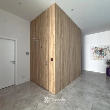 1789654375.jpg