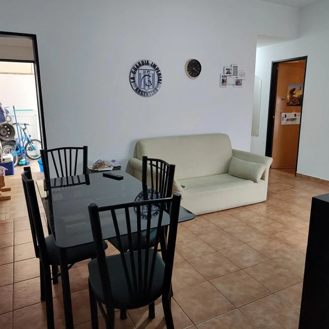 Departamento en Monte Castro