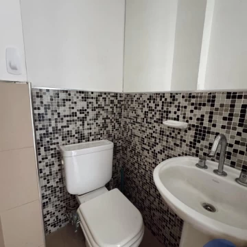 1789660993.jpg