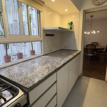 Brrio Ntra Sra de Lourdes: Casa Interna en venta 2 dormitorios