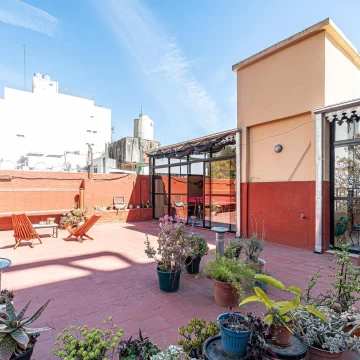 VENTA PH 4 ambientes Villa Crespo con balcón y terraza propia sin expensas