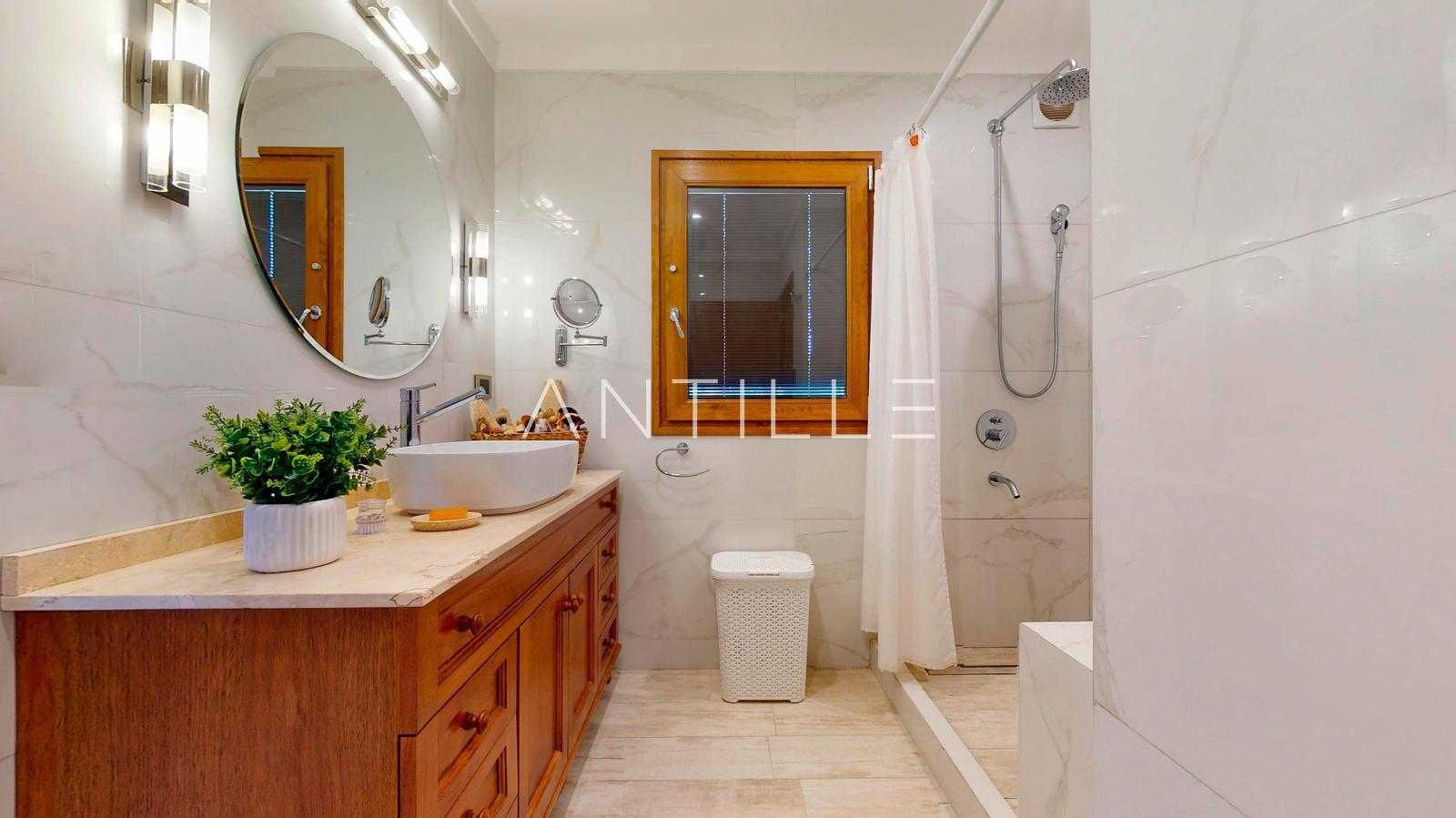 BAÑO CASA EN VENTA EN ABRIL CLUB DE CAMPO, HUDSON