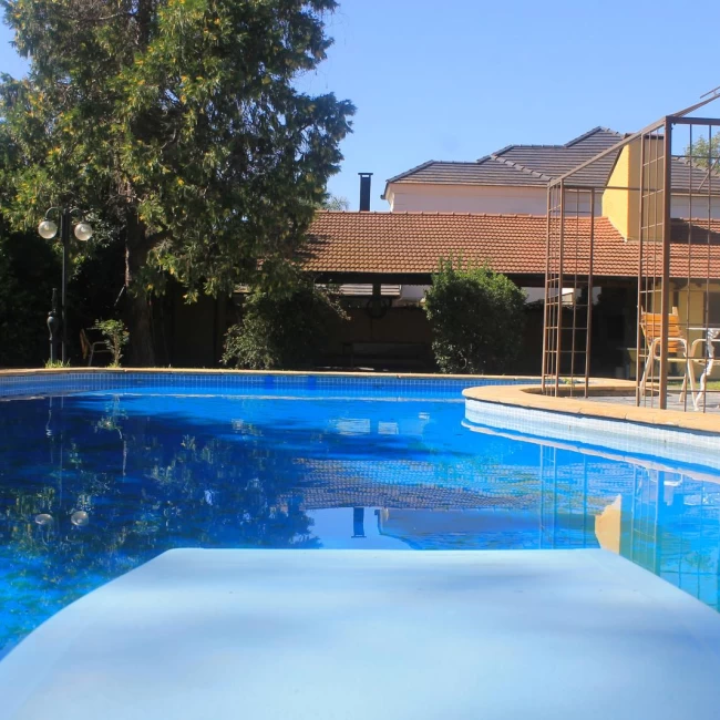 Venta gran Casa en Mapuche, dos lotes frente al Golf