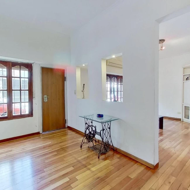 Venta Ph al frente Belgrano Chico 5 ambientes patio y terraza sin expensas