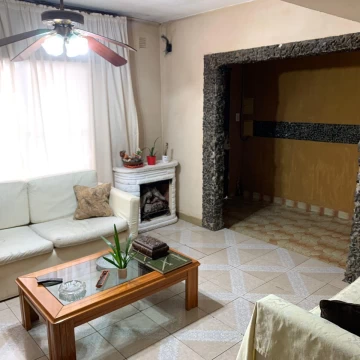Casa en Banfield Este