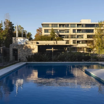 VENTA Departamento de 3 dormitorios con cochera y amenities Refinerías Rosario