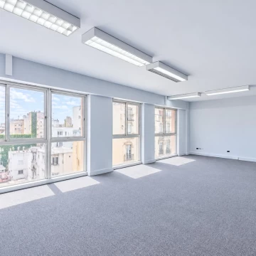 Venta gran oficina en Recoleta- Oportunidad