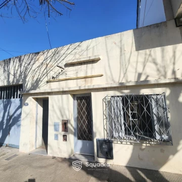 VENTA | PERMUTA - Casa de 2 dormitorios - Barrio Urquiza, Rosario. APTO CRÉDITO.