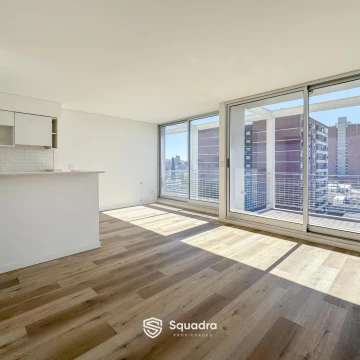 VENTA -Departamento 2 dormitorios con baulera, y terraza exclusiva - Barrio Abasto, Rosario.