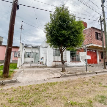 VENTA CASA EN ALTO COMEDERO