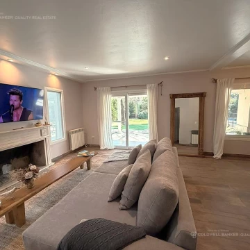 Casa en venta a 9 cuadras de panamericana