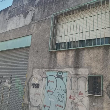 villa sarmiento, galpon en alquiler cercano a la autopista