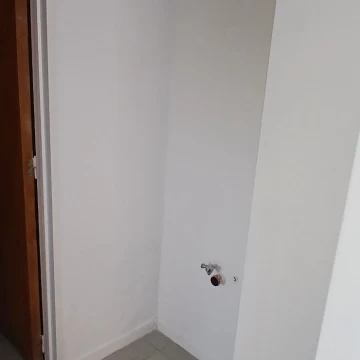 1789733833.jpeg