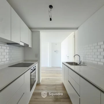 1789740755.jpg