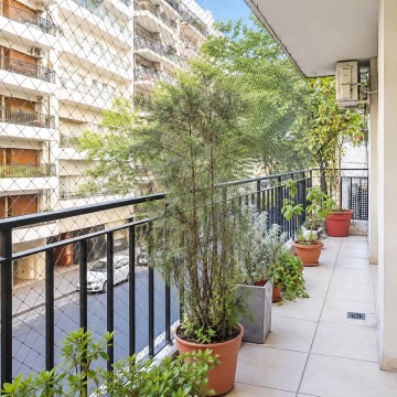 ALQUILER 4 AMBIENTES CON DEPENDENCIA Y BALCÓN. RECICLADO – VIDT Y AV. SANTA FE – PALERMO