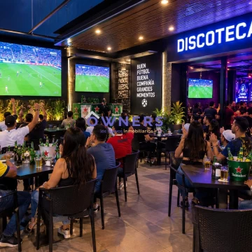 ALQUILER DE LOCAL COMERCIAL CON NEGOCIO EN MARCHA,  SECTOR COMERCIAL LA JOYA (MR)