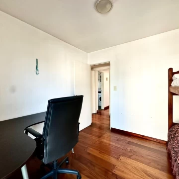 1789752436.jpg