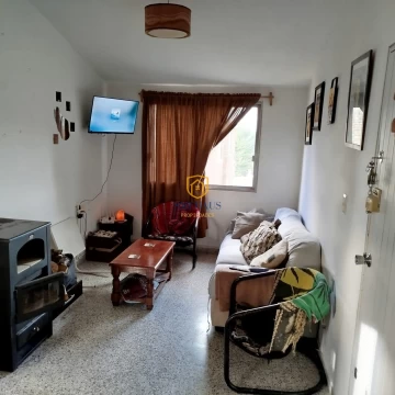 Apartamento en venta c/ cochera en La Paz