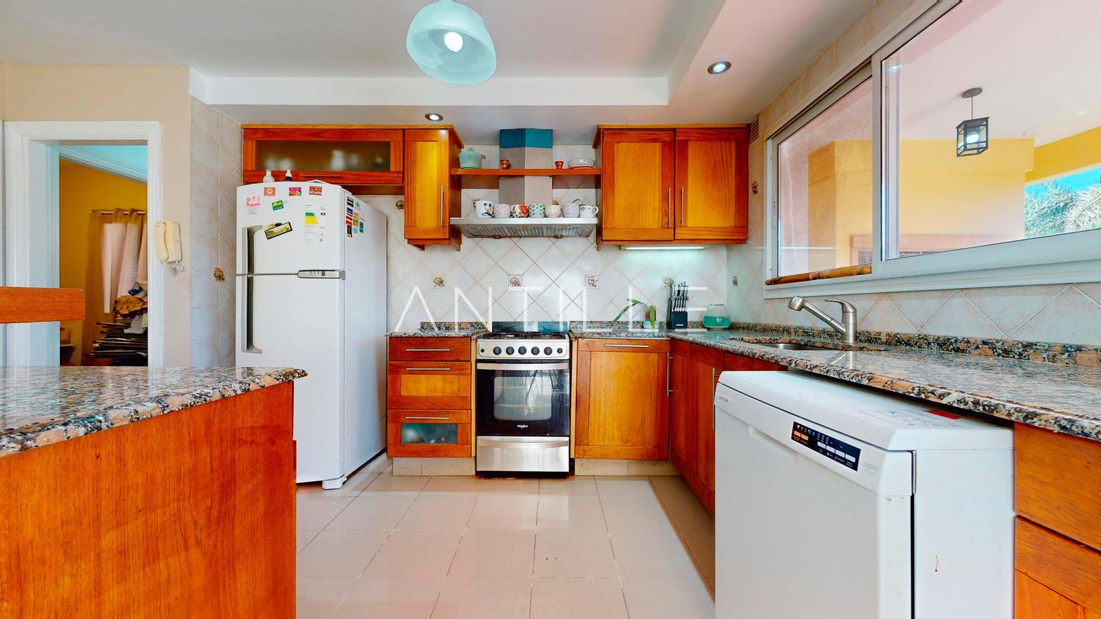 COCINA CASA EN VENTA EN ABRIL CLUB DE CAMPO, HUDSON