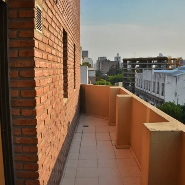 SAN MARTIN 3718