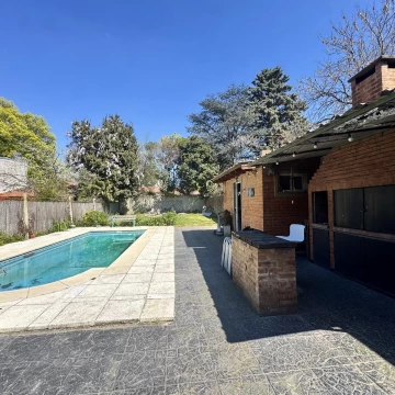 Casa en Venta con Gran Parque, Piscina y Posibilidad de 4.º Dormitorio | Benavídez
