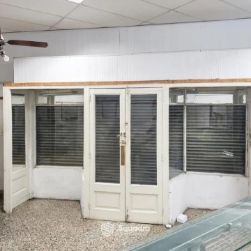 1789758754.jpg