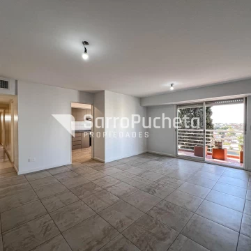 Venta departamento 4 ambientes con cochera y baulera en Morón