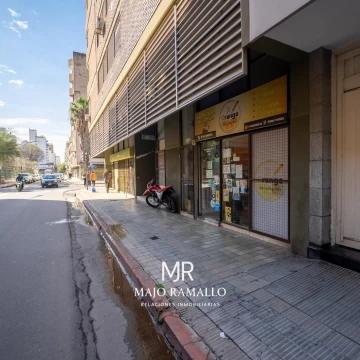 Local en venta - Con Renta - Alberdi