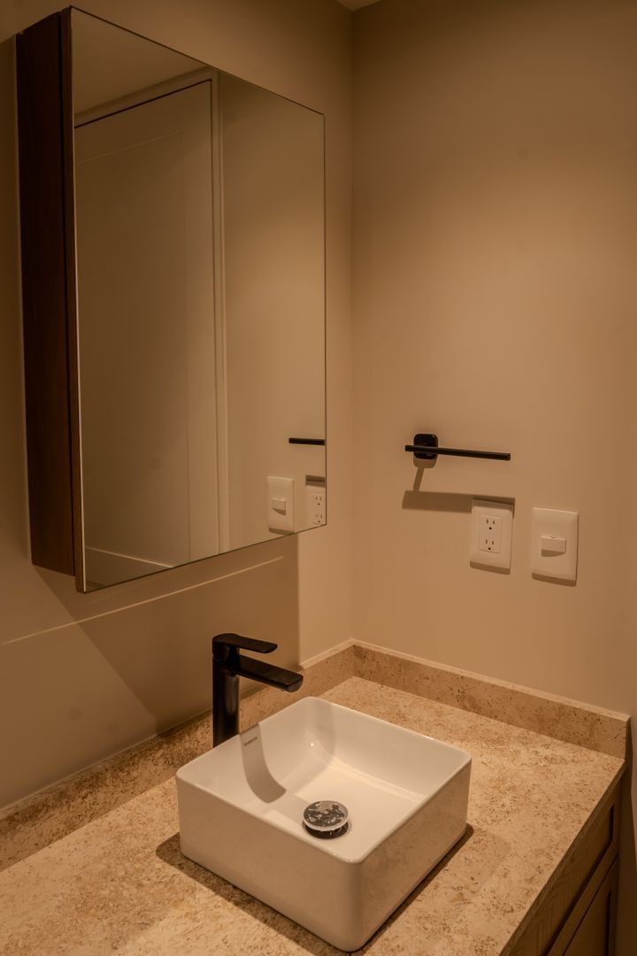 DSC05104-HDR.jpg