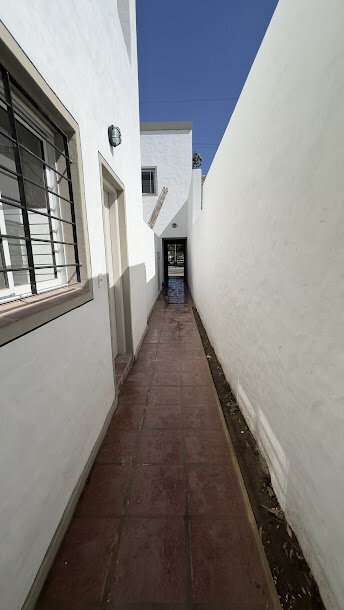 Paso de ingreso peatonal