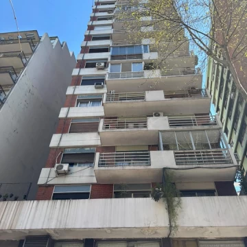 Monoambiente en venta en Recoleta. Apto profesional por reglamento
