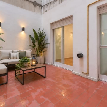 2 ambientes con patio luminoso apto profesional! ideal renta!
