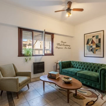VENTA DEPARTAMENTO DE 4 AMBIENTES PLANTA BAJA LATERAL CON LAVADERO EN SAN TELMO