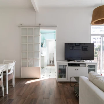 Departamento 2 ambientes con dependencia y balcón en Recoleta