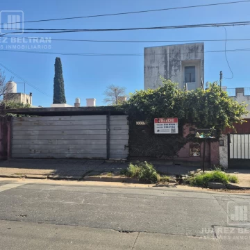 Casa en venta apta crédito -Barrio Jardín-Jose Javier Diaz 1100