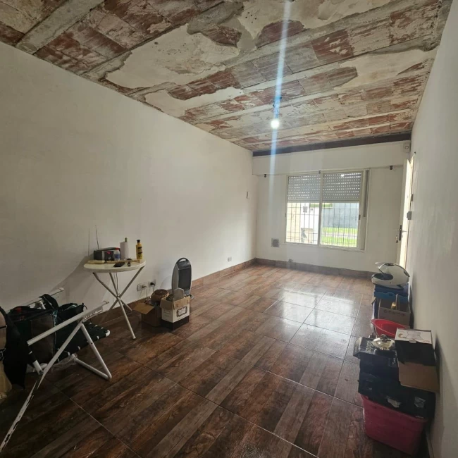 Venta Ph 3 ambientes tipo casa con cochera, jardin y patio independiente