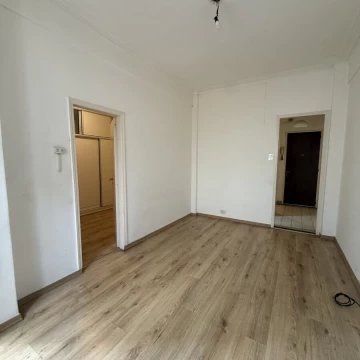 Departamento 2 ambientes en alquiler con balcon