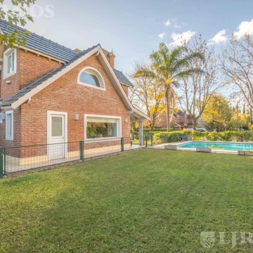 VENTA - Casa en Planta Baja - Santa Maria De Los Olivos - Km 35 Ramal Pilar