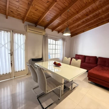 Caballito 1 Lote con 2 casa independientes