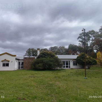 Venta Casco de Estancia Colonial. 10 hectáreas. Luján.