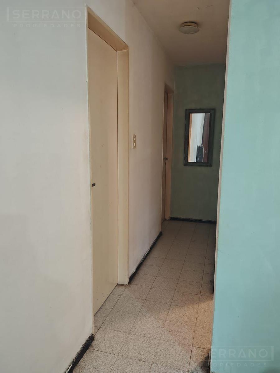 Pasillo entre piezas y baño