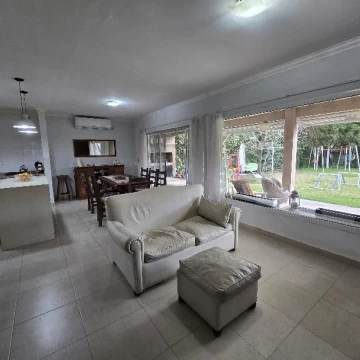 CASA EN UNA PLANTA | GRAN PARQUE Y PILETA | MASCHWITZ VILLAGE
