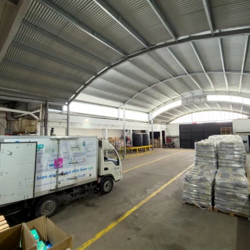 VENTA DEPOSITO 2975 MTS SALIDA A 3 CALLES 2 CAMARAS FRIGORIFICAS DE 800 MTS