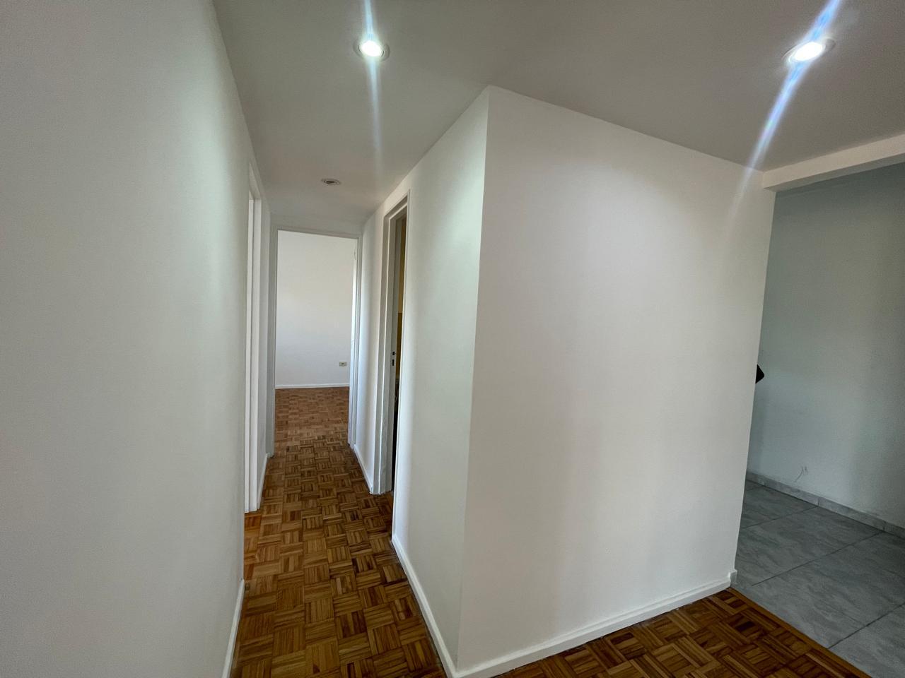 Pasillo dormitorios - Baño