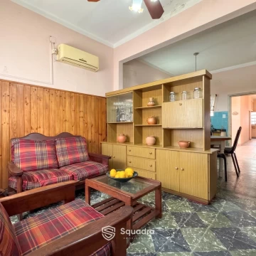 1790017948.jpg