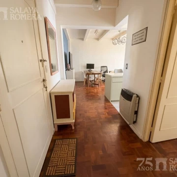 Venta Departamento 2 ambientes muy luminoso en Isla de Olivos