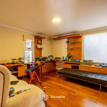 1790021566.jpg