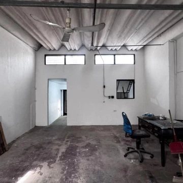 1790022256.jpg